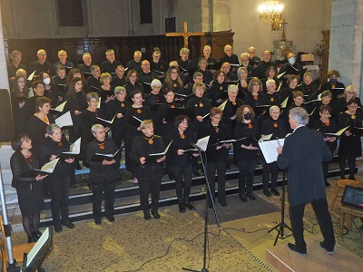 La Chorale fait chanter les pierres